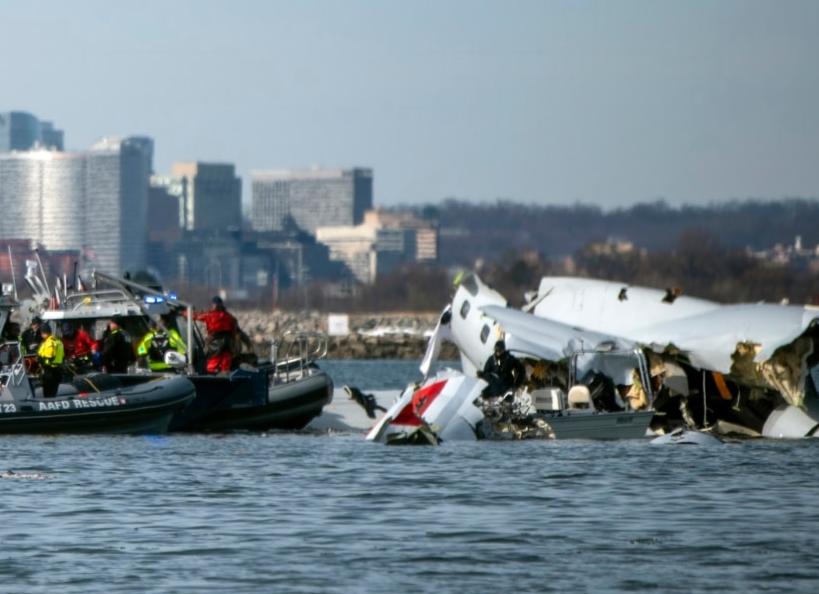 Как я прямиком с самолета провалился в болото. Спонтанное путешествие по тайге Югры.